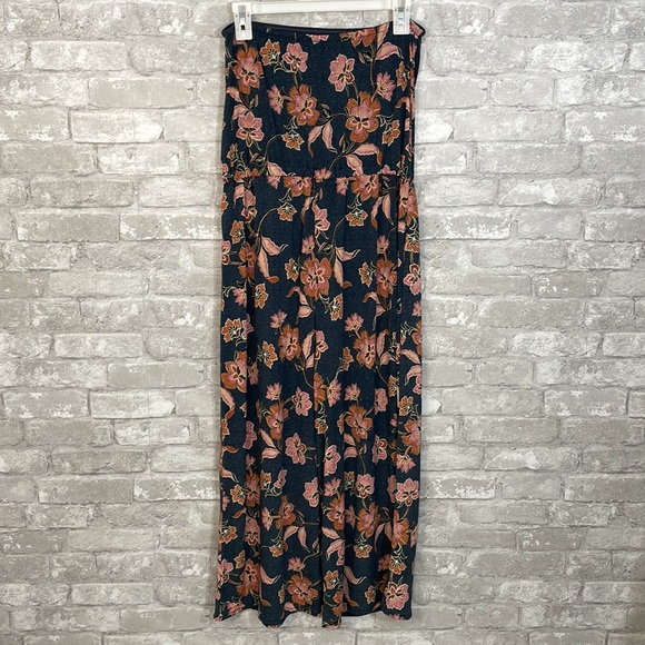 Maurices floral tube top jumpsuit - Picture 5 of 10